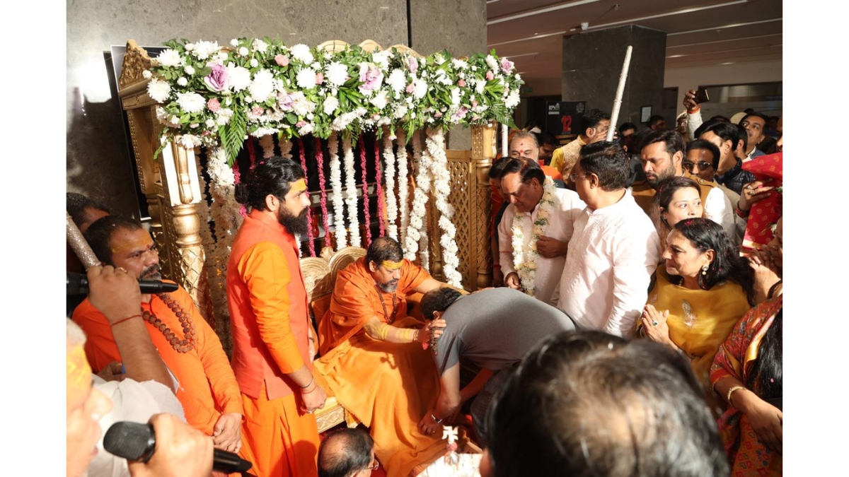 Mahamandaleshwar Kailashanand Giri PNN