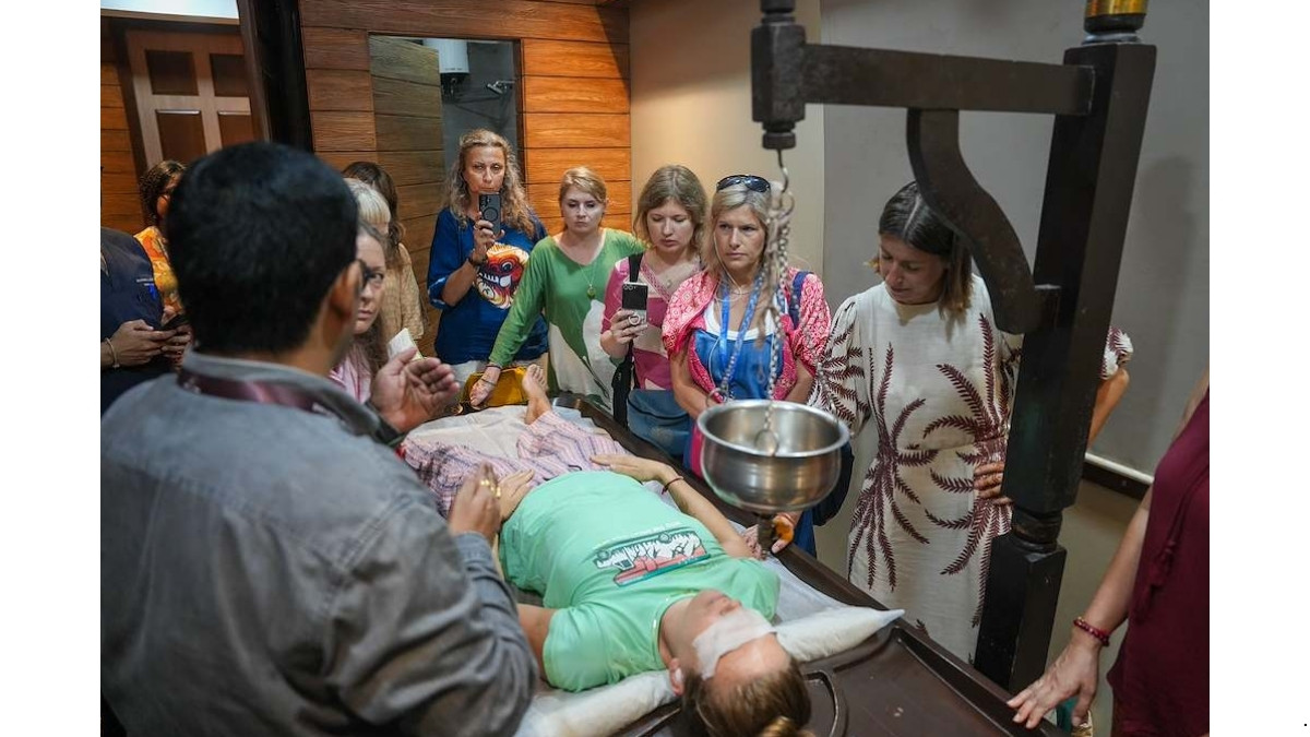 Gujarat based Parul University hosts 24 Ayurveda Practitioners from Poland for international Panchakarma and Ayurveda programs