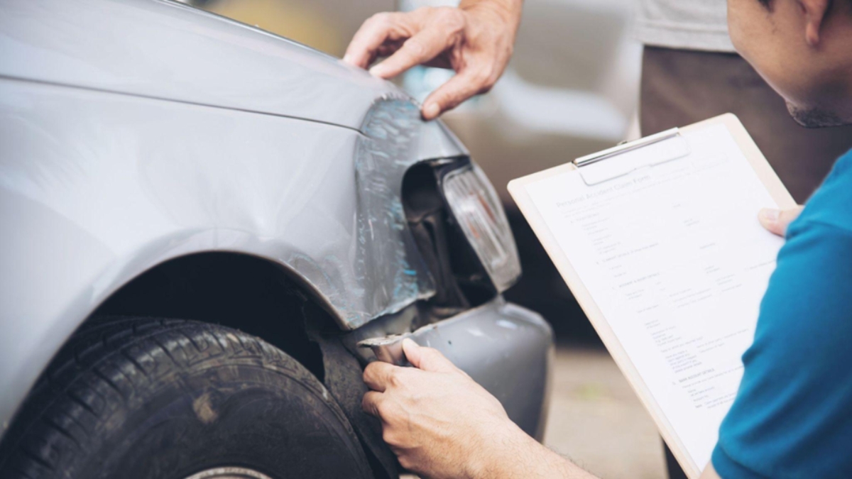 Does Where You Park Your Car Affect Insurance Risk?